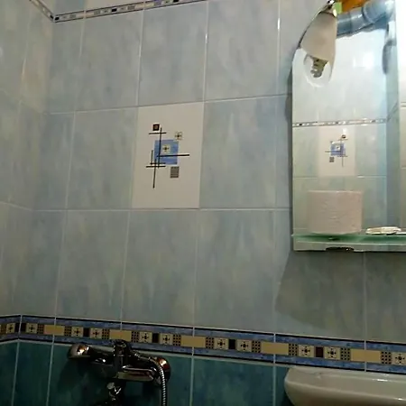 Rony Hotel 2*