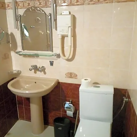 Hotel Rony 2*